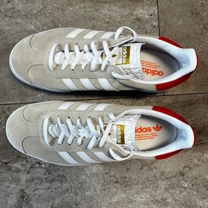 Brand new Adidas Gazelle - women’s size 11